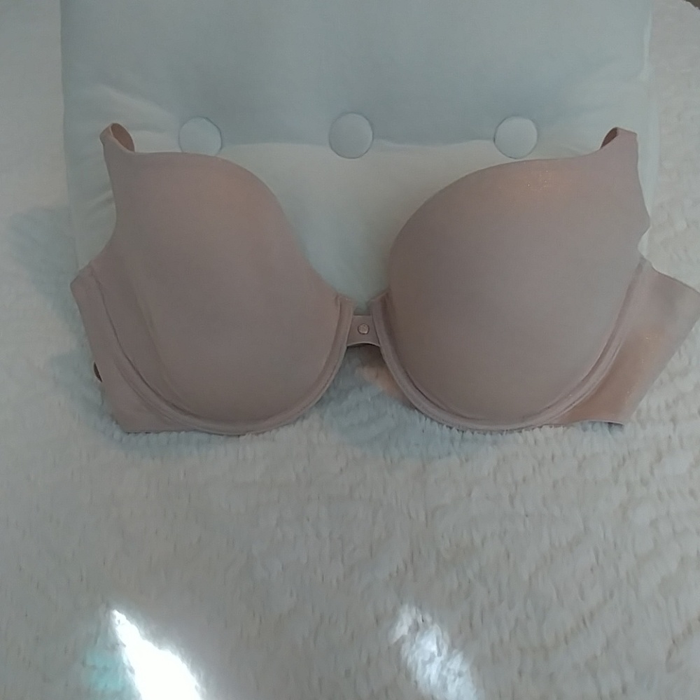 Victoria Secret lined demi